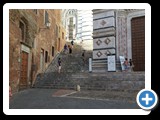Piazza del Duomo, Via Fusari