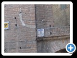 Siena
Border of Contrade Aquila (Eagle) and Contrade  Selva (Forest)